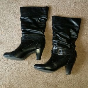 Mid calf height short heel boot